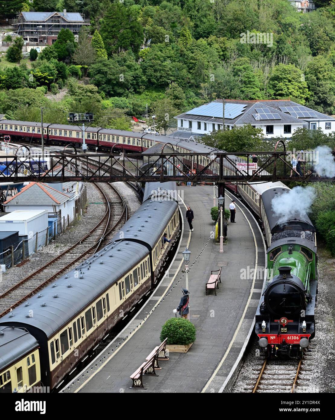 LNER Thompson Classe B1 No 61306 Mayflower arriva a Kingswear con l'English Riviera Express il 17 agosto 2024. Foto Stock