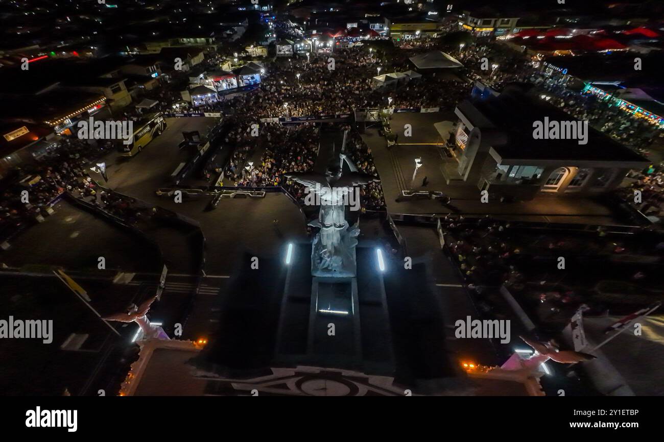 Veduta aerea del pellegrinaggio alla vergine nella Cattedrale della Basilica di nostra Signora degli Angeli in Costa Rica il 1° agosto Foto Stock