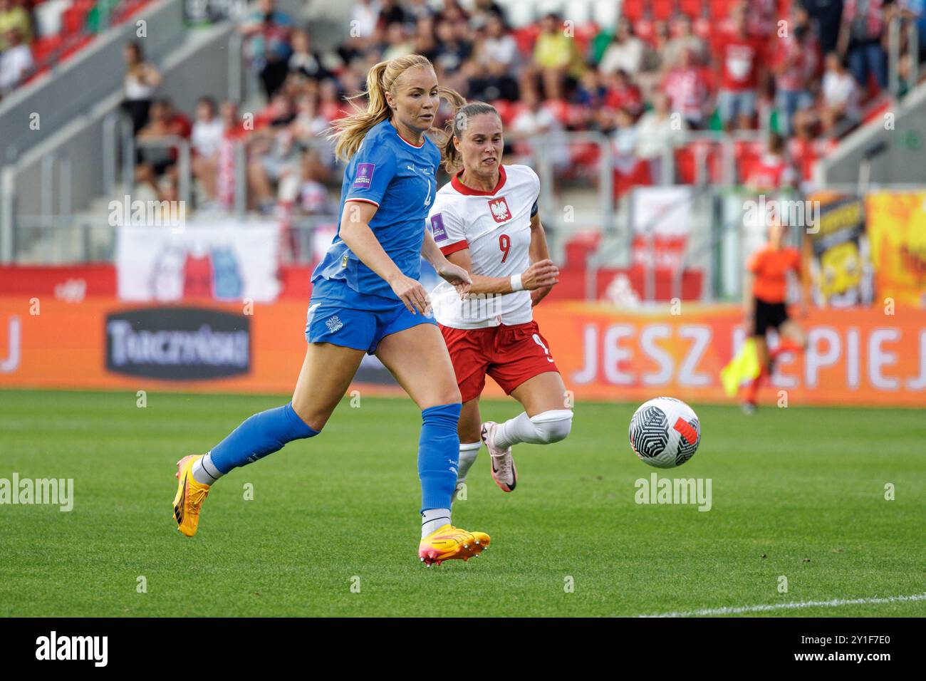 SOSNOWIEC 16.07.2024 FEMMINILE CALCIO, QUALIFICHE EURO 2025, STAGIONE 2024 2025 POLONIA VS ISLANDA EWA PAJOR (9) PIOTR FRONT / ARENA AKCJI Foto Stock