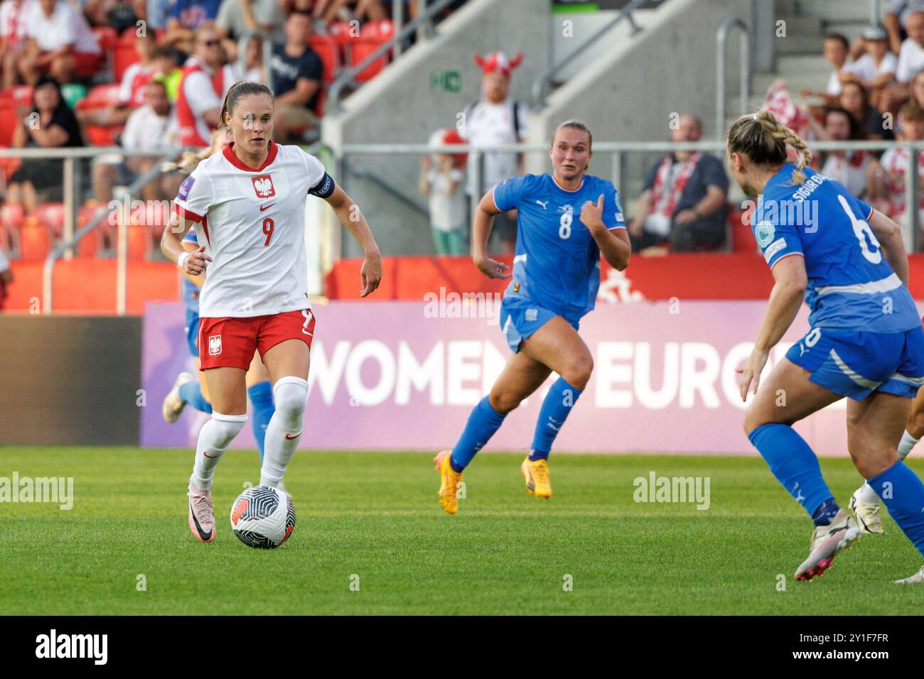SOSNOWIEC 16.07.2024 FEMMINILE CALCIO, QUALIFICHE EURO 2025, STAGIONE 2024 2025 POLONIA VS ISLANDA EWA PAJOR (9) PIOTR FRONT / ARENA AKCJI Foto Stock