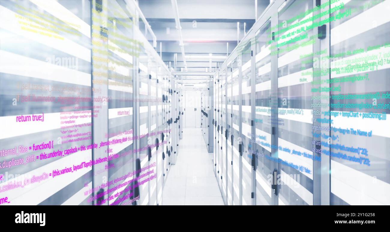 Immagine di testo con codifica colorata sui server dati dei moderni data center Foto Stock