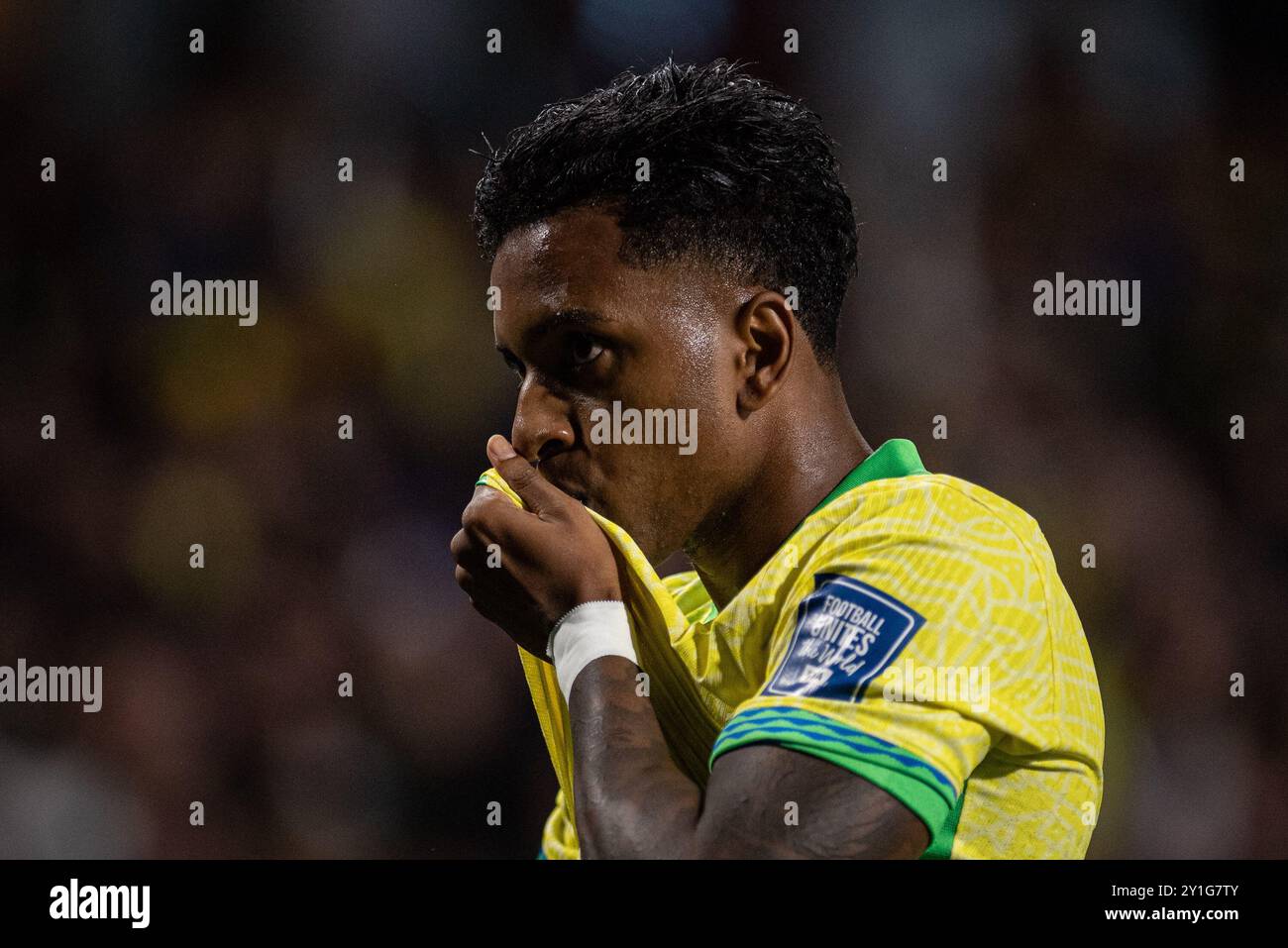 Curitiba, Parana, Brasile. 6 settembre 2024. Curitiba (PR), 09/06/2024 - QUALIFICAZIONI/BRASILE VS ECUADOR - Rodrygo celebra il suo gol nella partita tra Brasile ed Ecuador, valida per il 7° turno delle qualificazioni ai Mondiali 2026, nella notte di venerdì 6 settembre 2024, presso il Major Antonio Couto Pereira Stadium, a Curitiba-PR. (Credit Image: © Ronaldo Barreto/TheNEWS2 via ZUMA Press Wire) SOLO PER USO EDITORIALE! Non per USO commerciale! Foto Stock