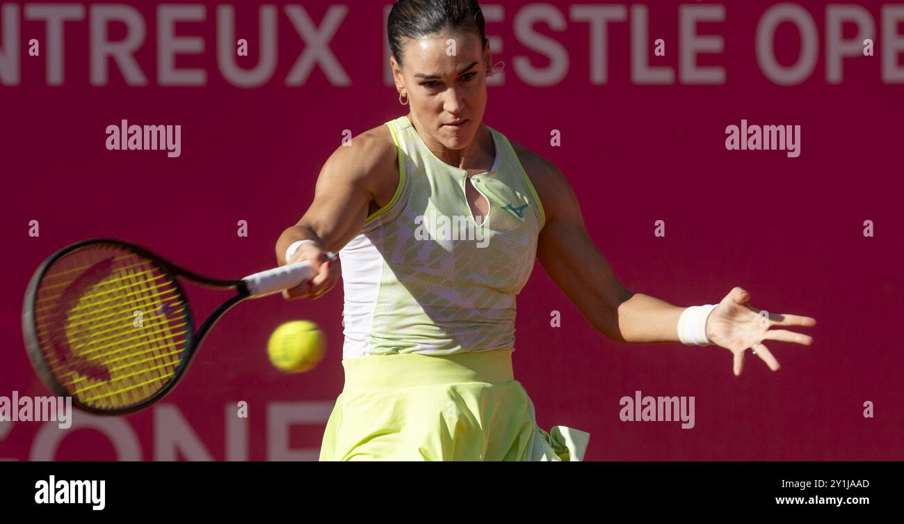 Montreux Svizzera, 7 settembre 2024. Nuria Parias Diaz (SPA) vs Petra Marcinko (CRO) durante le semifinali WTA 125 Montreux Nestle Open 2024 settima giornata al Montreux Tennis Club. Durante il WTA 125 Montreux Nestle Open, partita internazionale di tennis a Montreux, Svizzera, 7 settembre 2024 Credit: Independent Photo Agency Srl/Alamy Live News Foto Stock