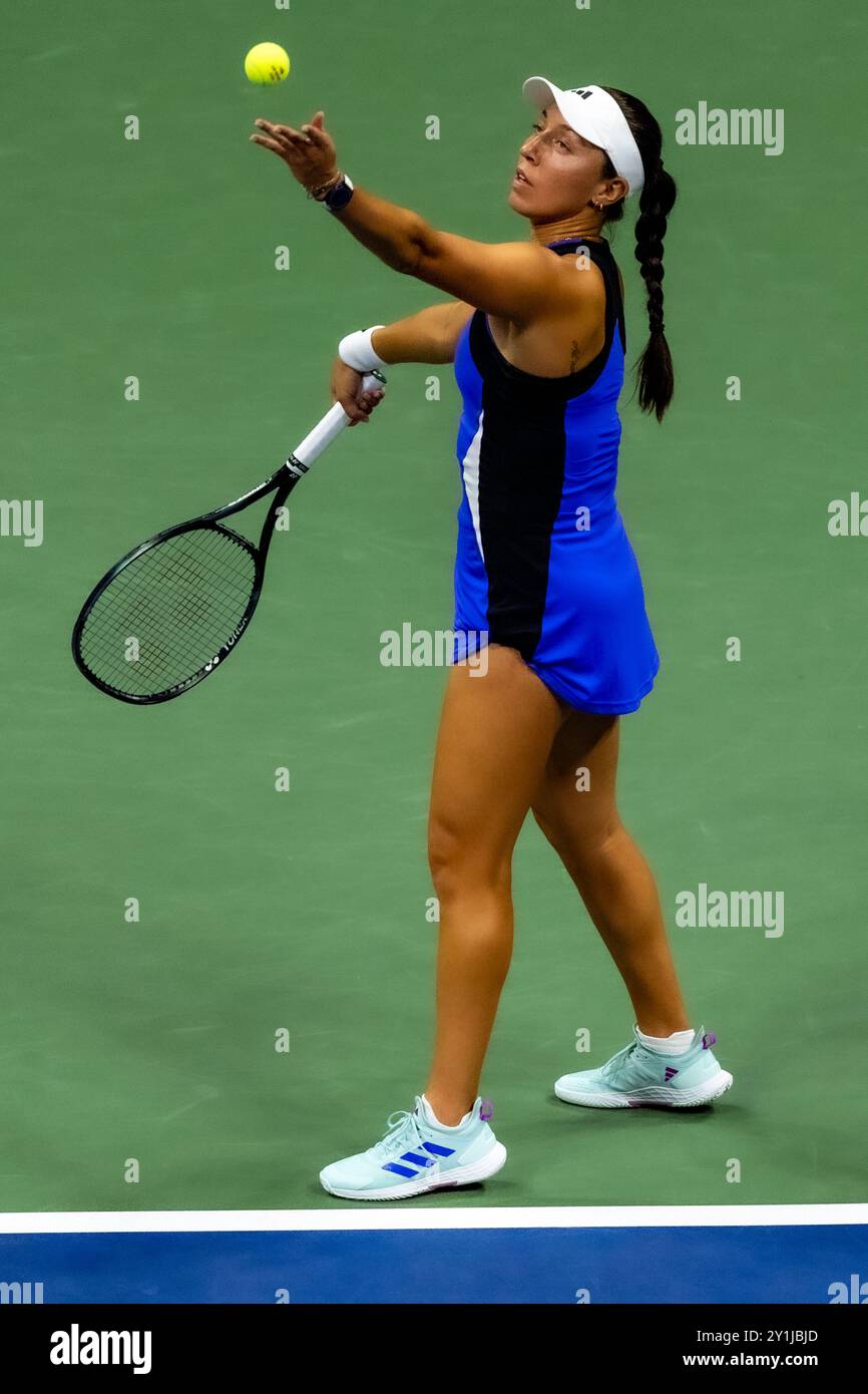 Jessica Pegula (USA) partecipa alle semifinali femminili degli US Open Tennis 2024. Foto Stock