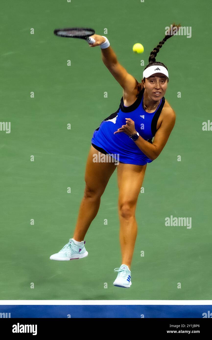 Jessica Pegula (USA) partecipa alle semifinali femminili degli US Open Tennis 2024. Foto Stock