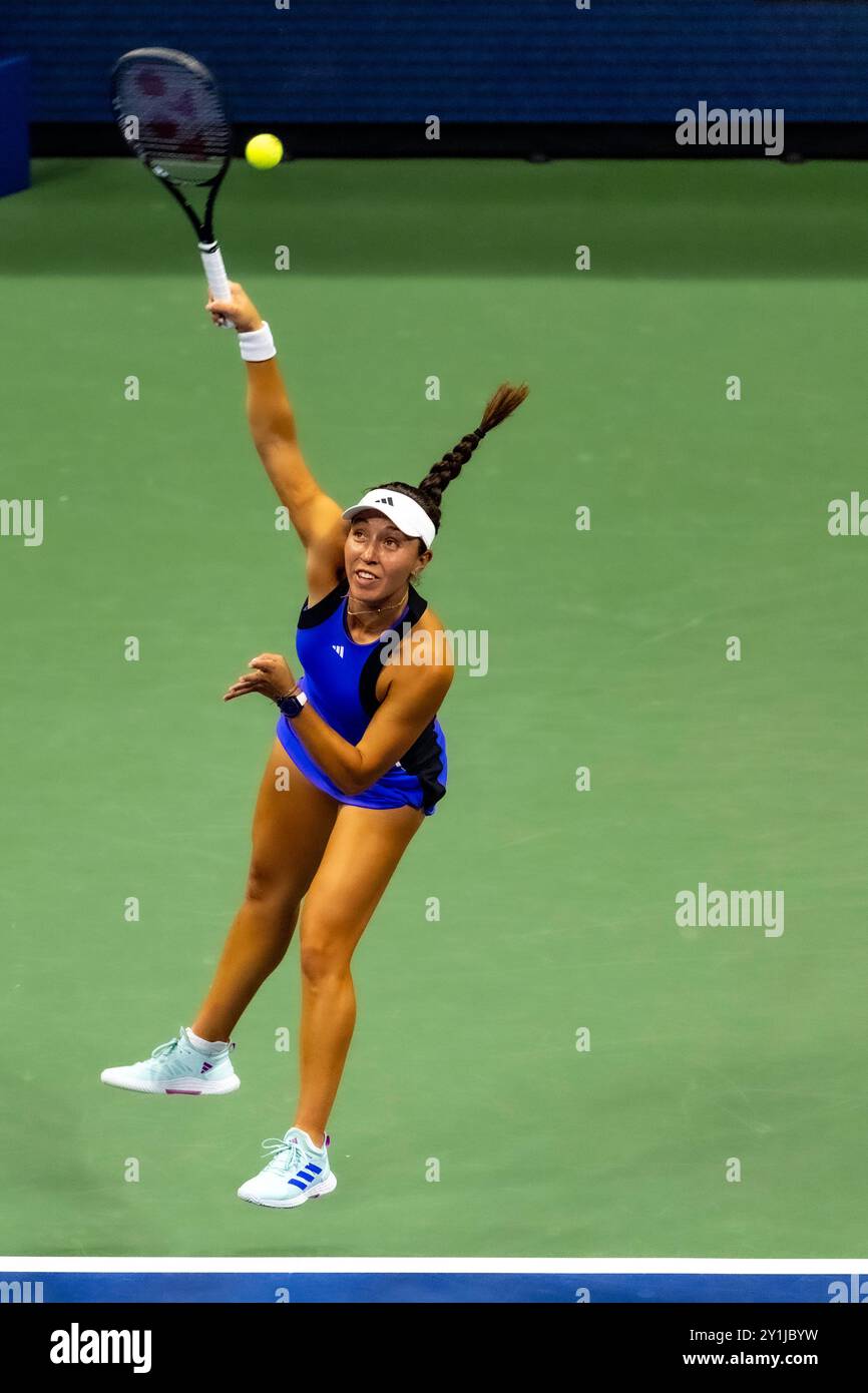 Jessica Pegula (USA) partecipa alle semifinali femminili degli US Open Tennis 2024. Foto Stock