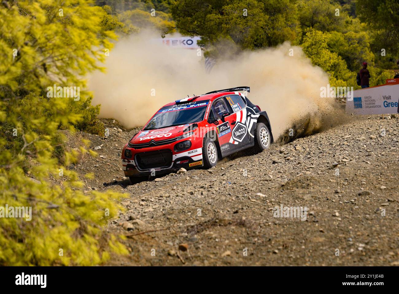 , Affrontano il 2° giorno di gara durante il Campionato del mondo Rally FIA WRC Eko Acropolis Rally Grecia 2024 07 Sett Lamia, Grecia Foto Stock