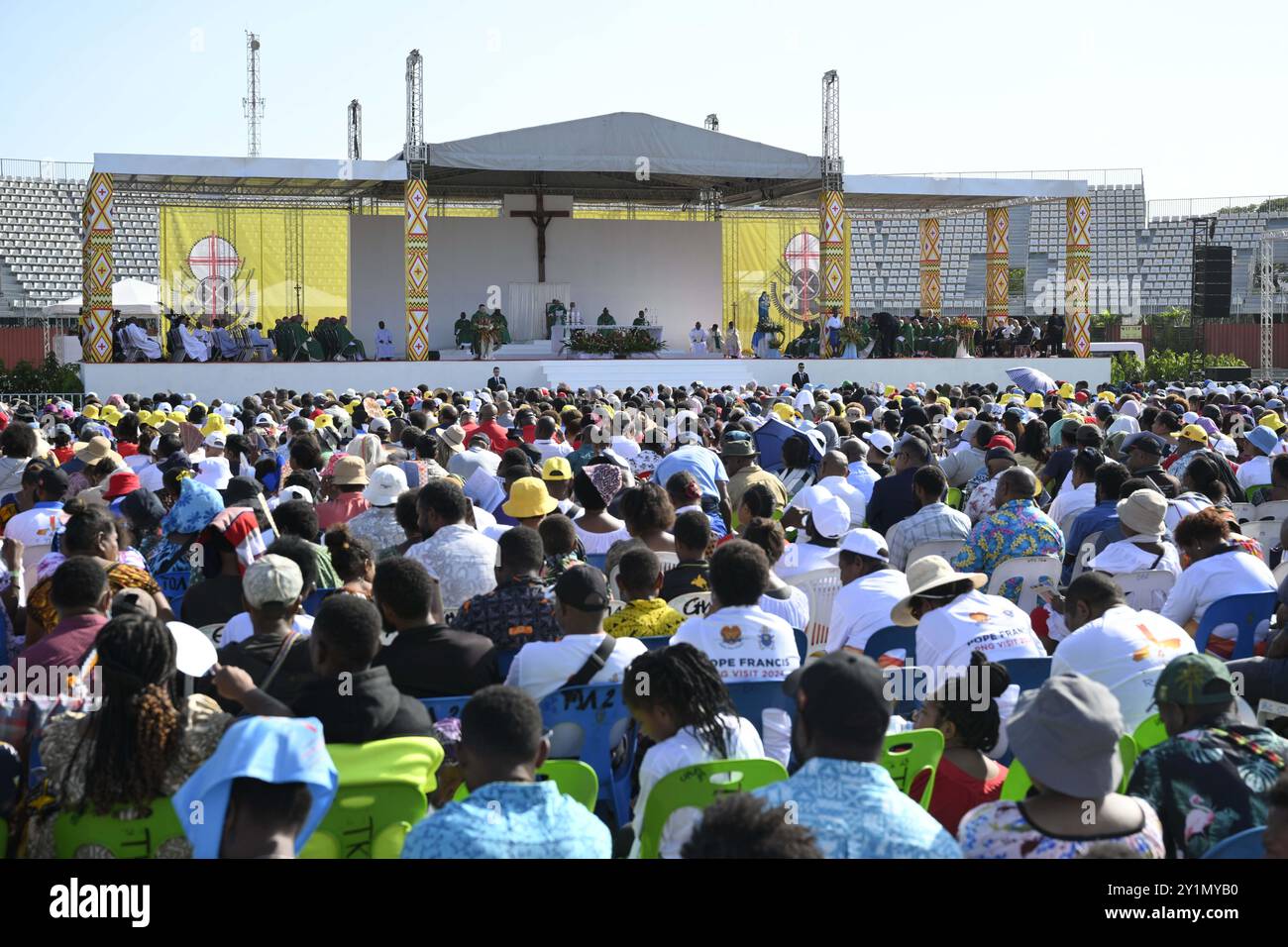 **NO LIBRI** Papua nuova Guinea, Port Moresby, 2024/9/8. Papa Francesco tiene una Santa messa allo stadio Sir John Guise di Port Moresby, Papua nuova Guinea Fotografia dei MEDIA VATICANI /Catholic Press Photo Foto Stock