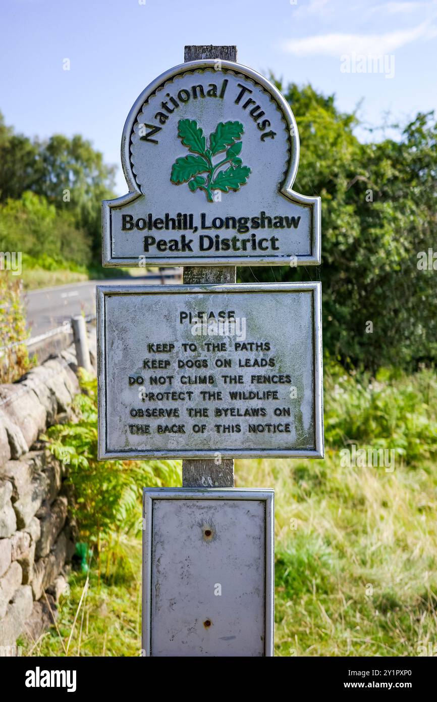 Cartellone National Trust per Bolehill, Longshaw Peak District Derbyshire Regno Unito, con regole e regolamenti. Foto Stock
