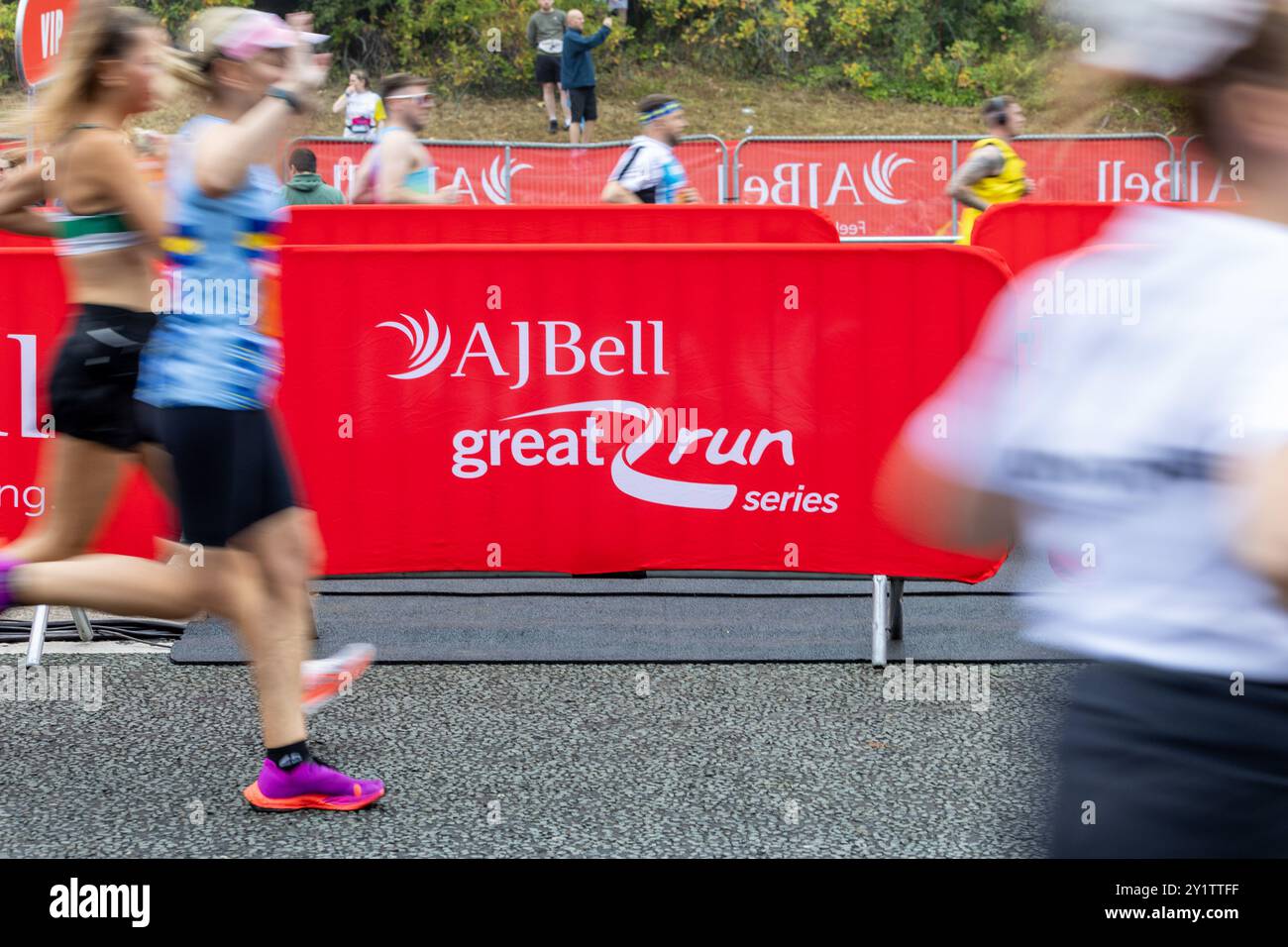 Newcastle, Regno Unito, 8 settembre 2024, partenza alla AJ Bell Great North Run 2024, credito: Aaron Badkin/Alamy Live News Foto Stock