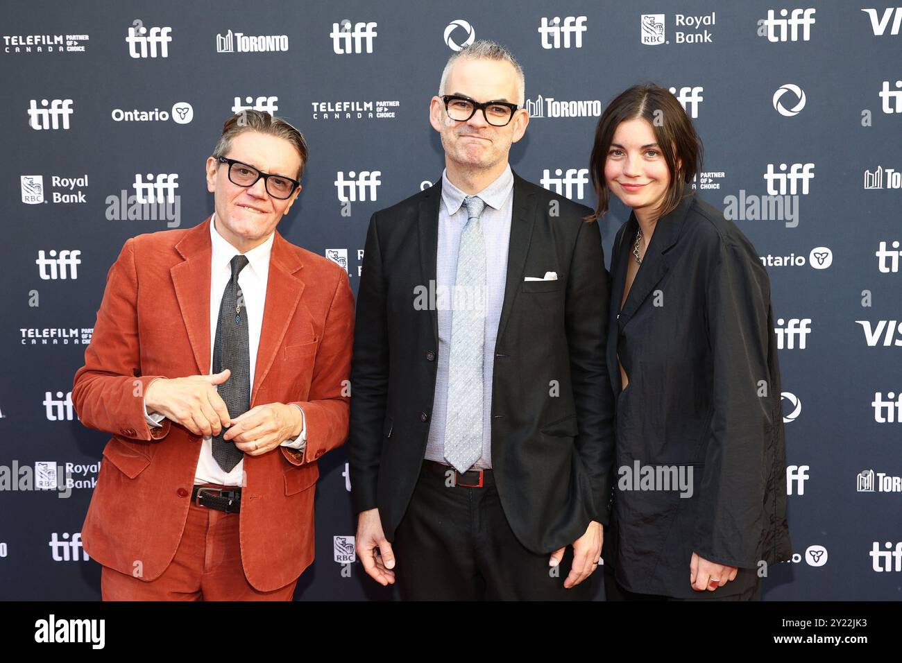 Acceso. 8 settembre 2024. Stephen Woolley, John Donnelly, ospite agli arrivi per LA VALUTAZIONE prima al Toronto International Film Festival (TIFF) 2024, Princess of Wales Theatre, Toronto, l'8 settembre 2024. Crediti: JA/Everett Collection/Alamy Live News Foto Stock