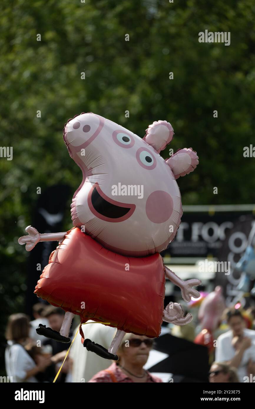 Un palloncino in lamina di Peppa Pig. Foto Stock