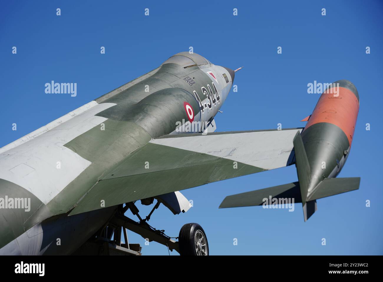 ISTANBUL, TURKIYE - 01 GIUGNO 2024: Turkish Air Force Lockheed F-104G Starfighter (6043) esposto al Istanbul Aviation Museum Foto Stock