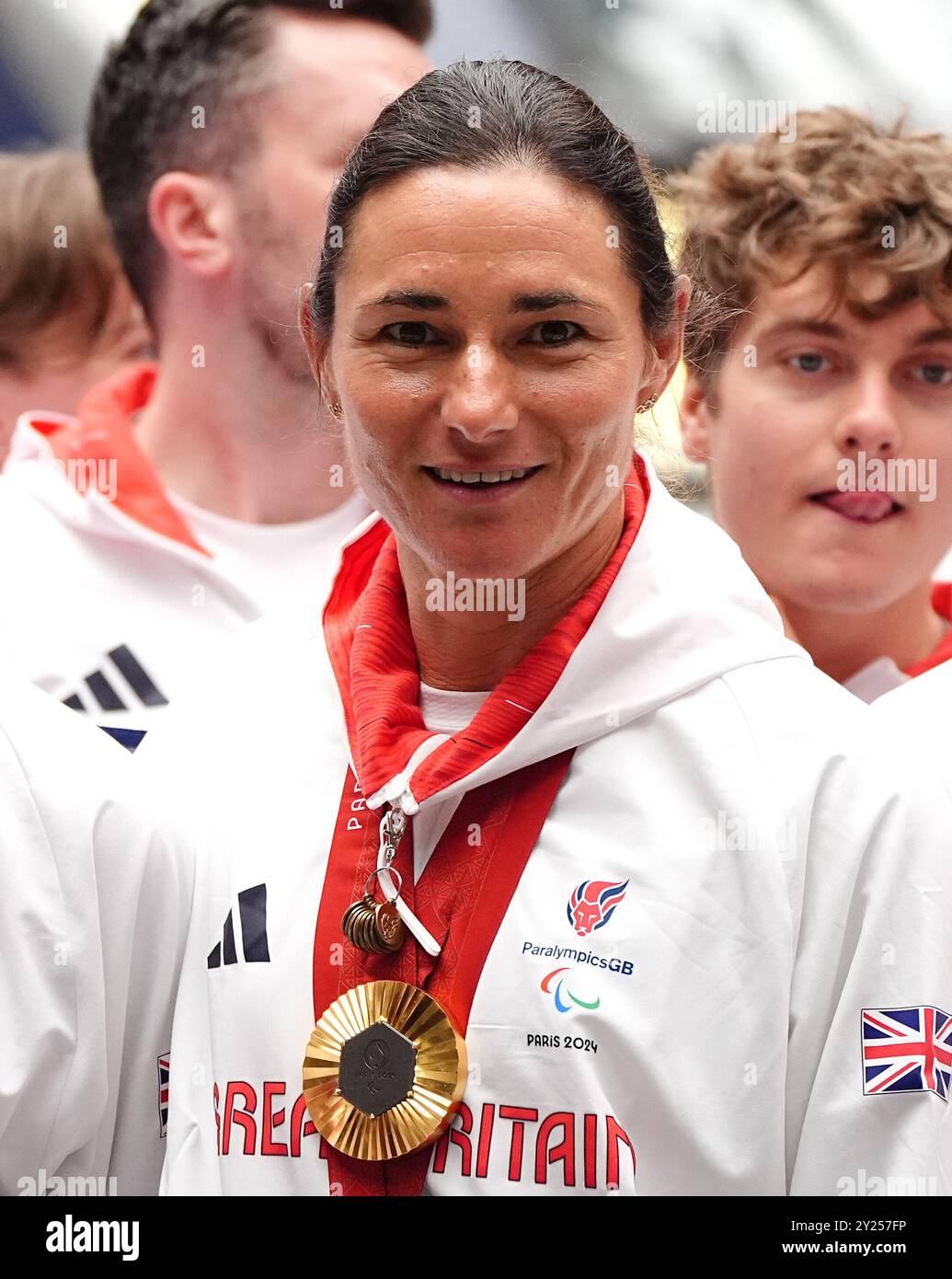 Sarah Storey della Gran Bretagna arriva in Eurostar alla stazione ferroviaria di Londra St. Pancras International dopo aver partecipato ai Giochi Paralimpici estivi di Parigi del 2024. Data foto: Lunedì 9 settembre 2024. Foto Stock