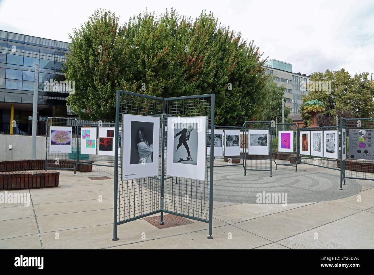 Mostra studentesca agli Starley Gardens di Coventry Foto Stock