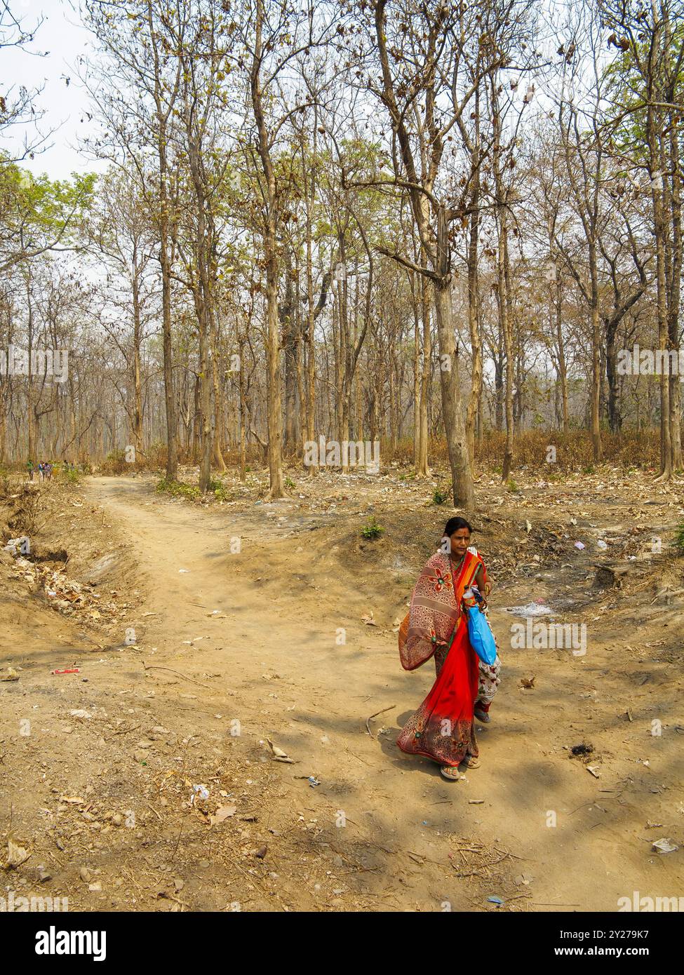 Indiani vicino alla giungla di Corbett a Kaladhungi, Uttarakhand, India Foto Stock