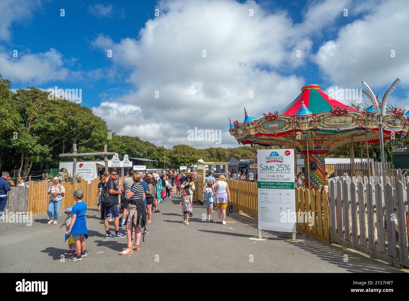 The Needles Landmark Attraction, vicino ad Alum Bay, Isola di Wight, Inghilterra, Regno Unito Foto Stock