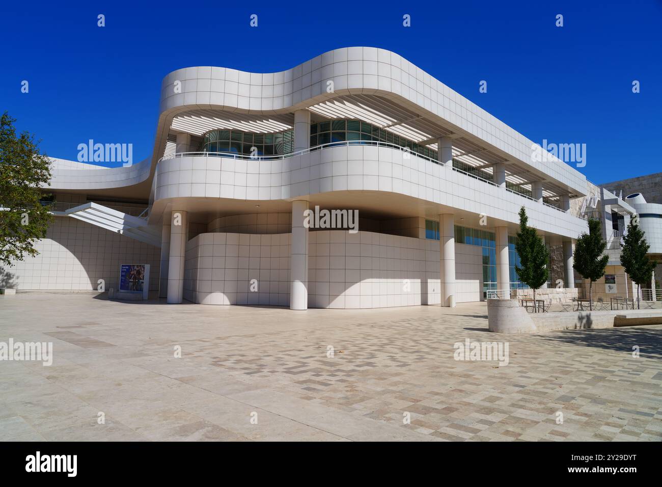 LOS ANGELES, CA -31 AUG 2023 - View of the Getty Center, sede del J. Paul Getty Museum, situato nel quartiere Brentwood di Los Angeles, Cali Foto Stock
