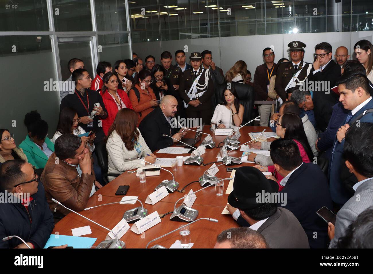 INCIDENTI SESSIONE di FISCALIZATION SESSIONE FISCALE Quito, lunedì 9 settembre 2024 incidenti nella sessione della Commissione di sorveglianza, per discutere l'impeachment del procuratore generale Diana Salazar, con incidenti, nel Palazzo legislativo foto API Rolando Enriquez Quito Pichincha Ecuador POL INCIDENTS FISCALIZATION SESSIONE FISCALIA 808B8FB4C4002308D8BB8BB119XLANDESI 88888888888888888888888888b4xDCOLIA Copyright Foto Stock