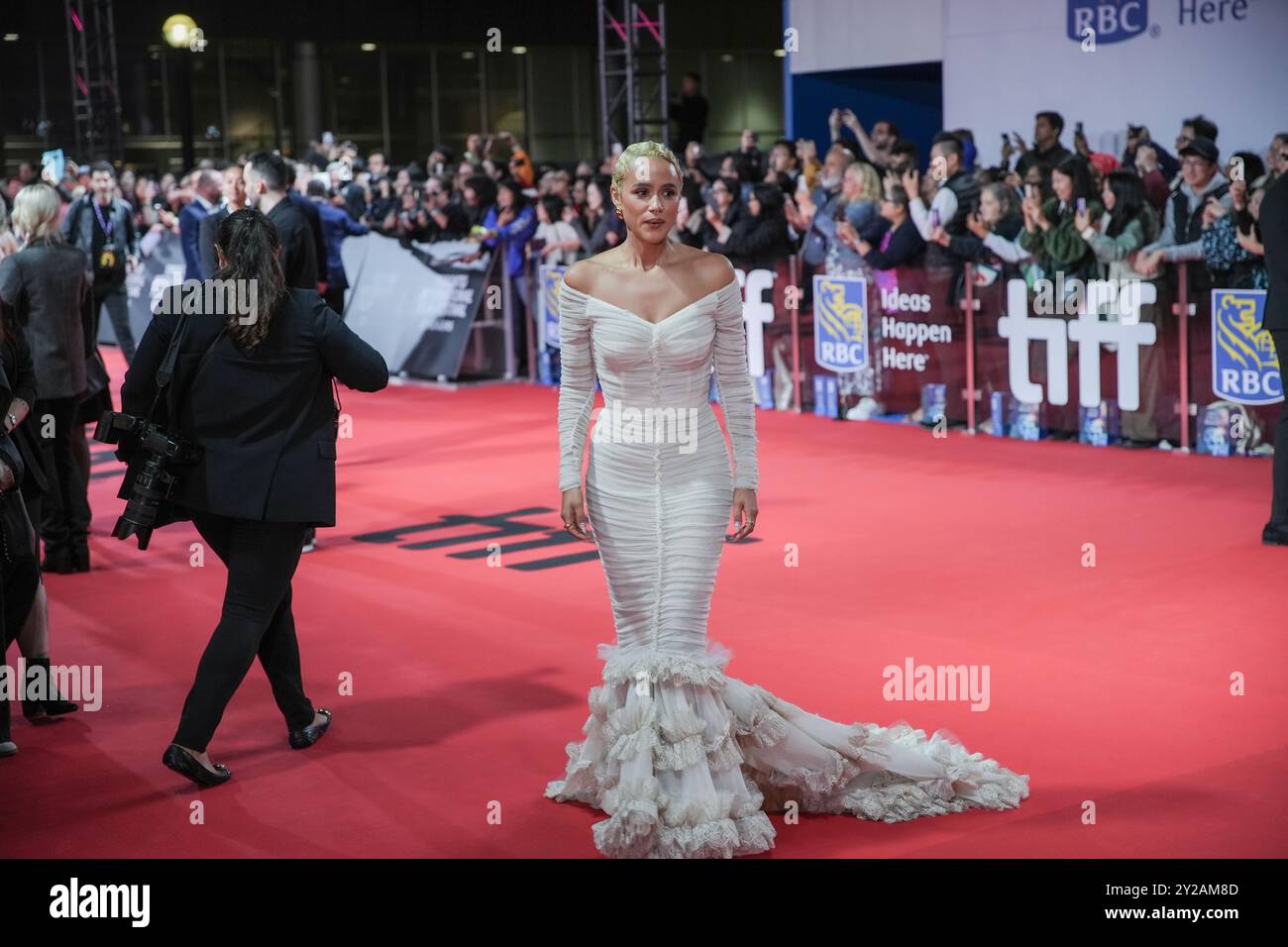 Toronto, Canada. 9 settembre 2024. Nathalie Emmanuel sul Red carpet al Toronto International Film Festival per il film MEGALOPOLIS Gala Presentation al Roy Thomson Hall Theatre 9 settembre 2024 Credit: Sharon Dobson/Alamy Live News Foto Stock
