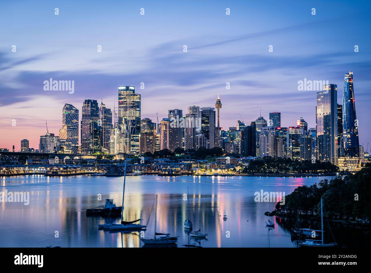Skyline di Sydney dal Berry's Bay Lookout Foto Stock