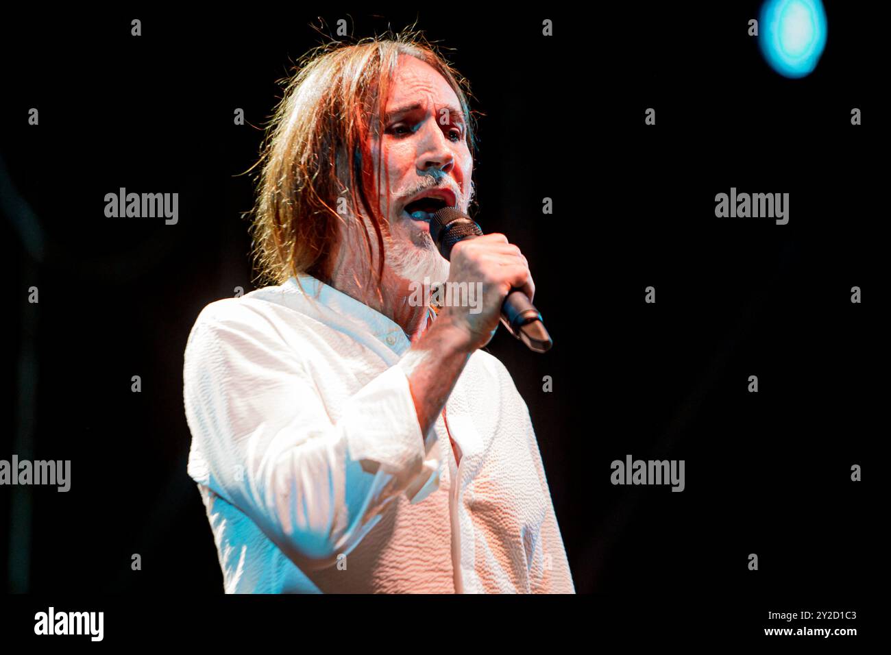 Concerto dal vivo la Crus Band al Castello Sforzesco "Proteggimi da ciò che voglio tour 2024" - Milano, Italia 15 luglio 2024 © Giorgia De dato Foto Stock