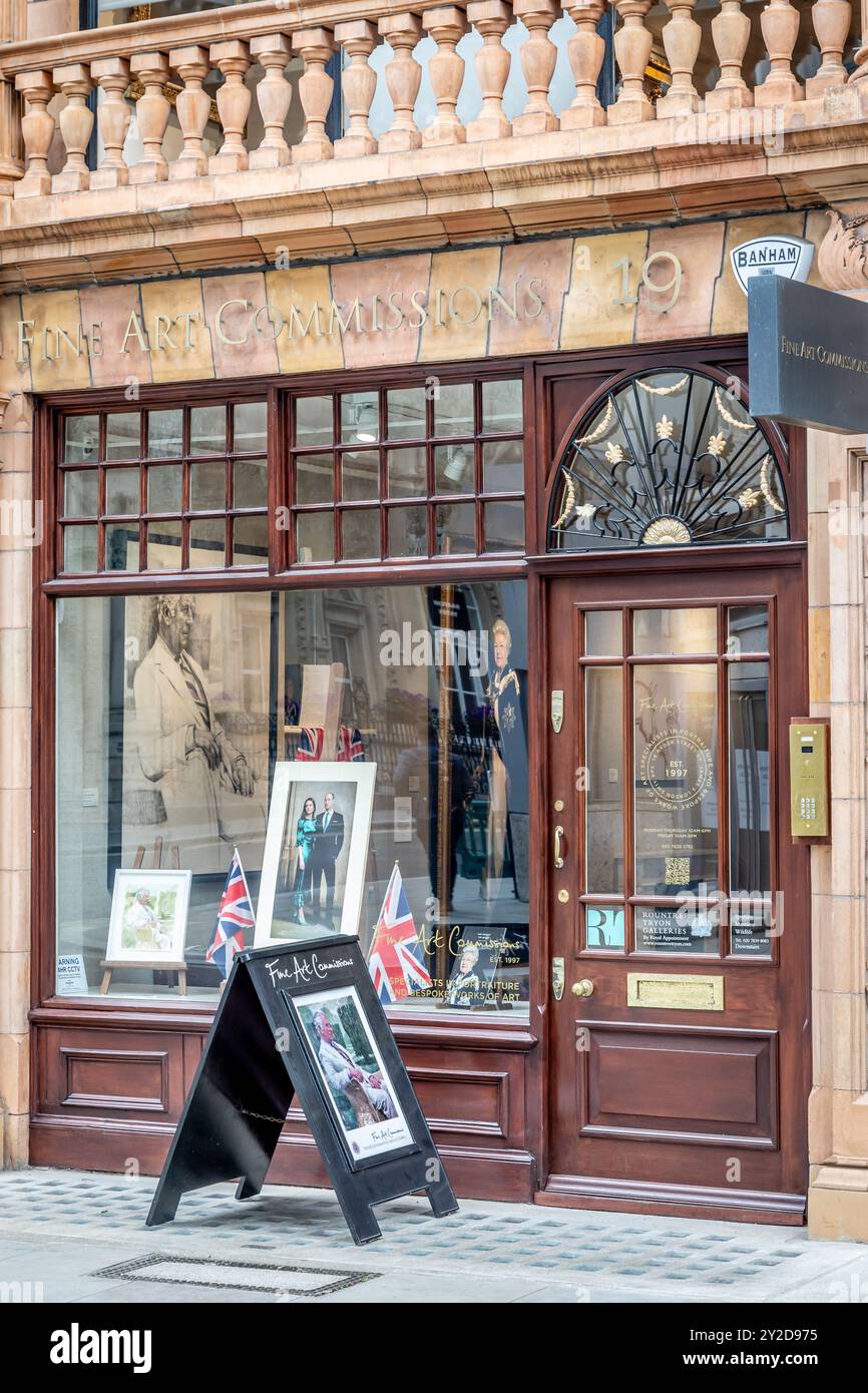 Fine Art Commissions shop, Ryder Street, Londra, Inghilterra, Regno Unito Foto Stock