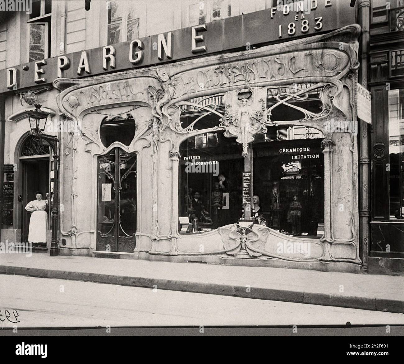 Eugène Atget - Boutique Art Nouveau 45 Rue St Augustin 2e Arr - Parigi al momento delle opere Del Barone Haussmann Foto Stock