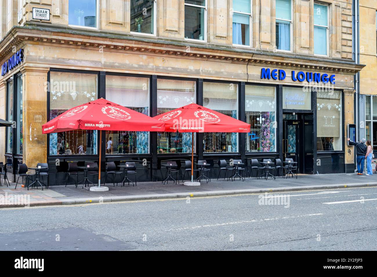 MED Lounge, Ingram Street, Glasgow, Scozia, Regno Unito, Europa Foto Stock