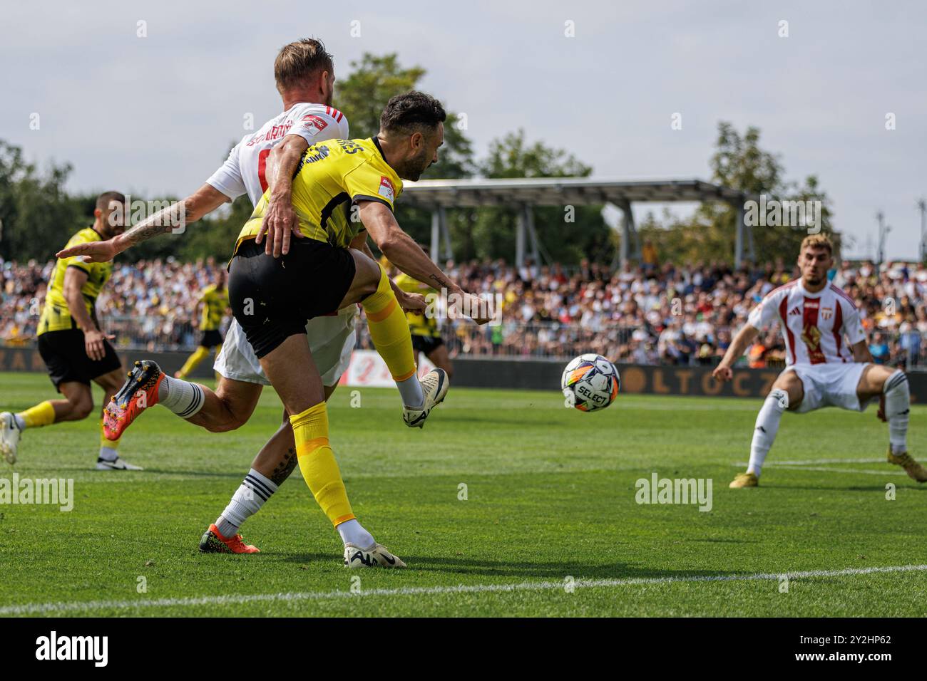 SOSNOWIEC, POLONIA, 01.09.2024 CALCIO, SECONDA LEGA POLACCA, KS WIECZYSTA CRACOVIA VS POGON GRODZISK MAZOWIECKI Foto Stock