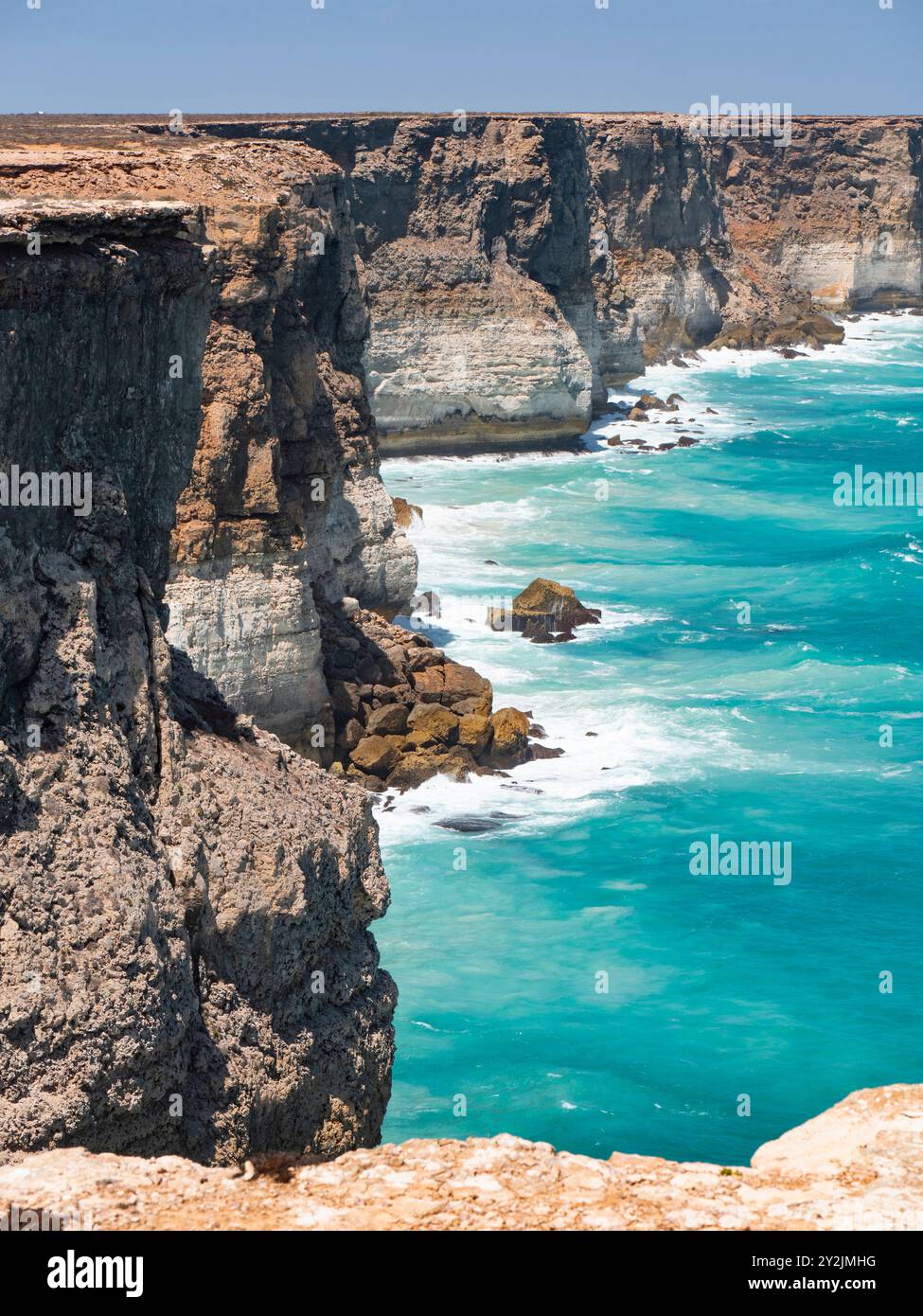 Alte scogliere marine della Great Australia Bight, Nullarbor Plain, Australia meridionale e Oceano meridionale Foto Stock