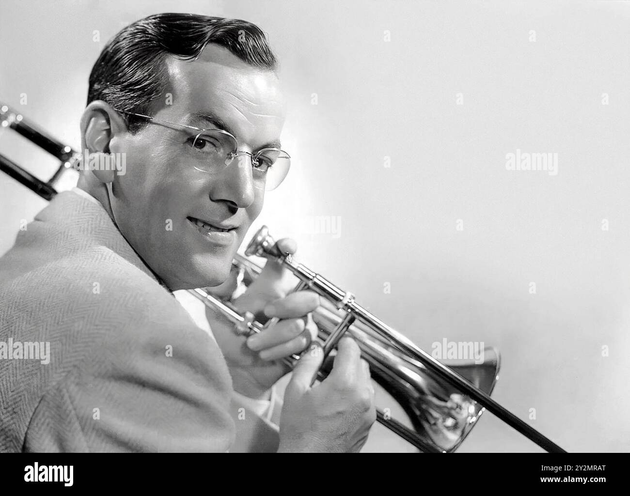 Leggenda del jazz e della big band con il suo trombone 1942 - rivista Billboard Foto Stock