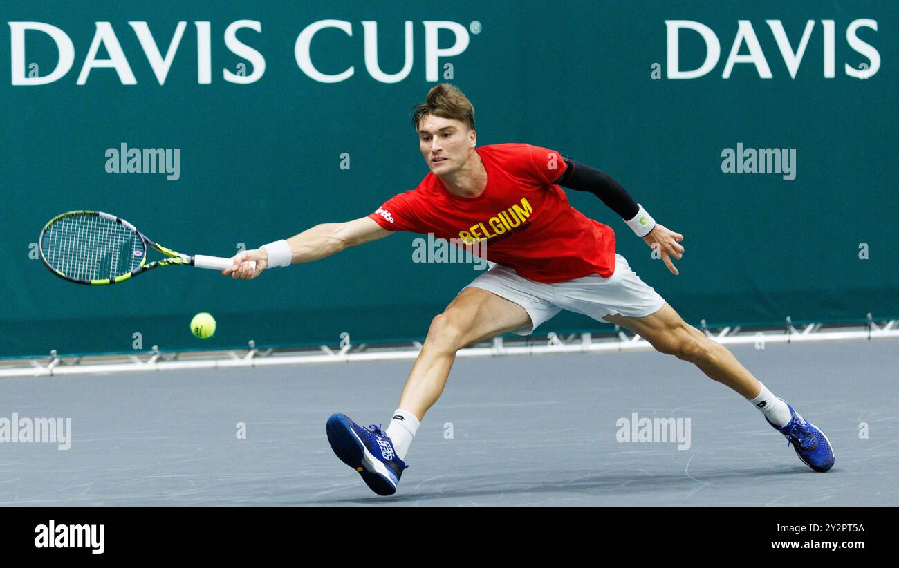 Bologna, Italia. 11 settembre 2024. Il belga Raphael Collignon nella foto durante una sessione di allenamento, in vista della seconda partita del gruppo A della fase A gironi delle finali di Coppa Davis, mercoledì 11 settembre 2024, presso l'Unipol Arena, a Bologna, Italia. BELGA PHOTO BENOIT DOPPAGNE credito: Belga News Agency/Alamy Live News Foto Stock