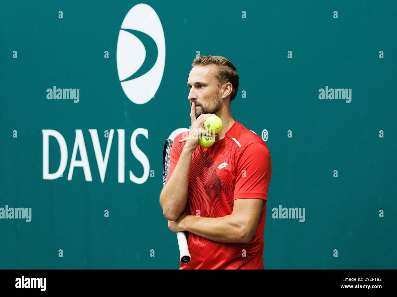 Bologna, Italia. 11 settembre 2024. Assistente allenatore belga Ruben Bemelmans nella foto durante una sessione di allenamento, in vista della seconda partita del gruppo A della fase A gironi delle finali di Coppa Davis, mercoledì 11 settembre 2024, all'Unipol Arena, a Bologna. BELGA PHOTO BENOIT DOPPAGNE credito: Belga News Agency/Alamy Live News Foto Stock