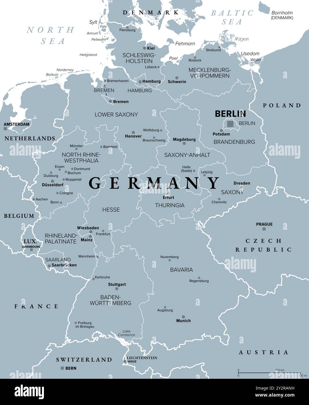 Germania, un paese dell'Europa centrale con la capitale Berlino, mappa politica grigia. Repubblica federale di Germania con i suoi 16 stati costituenti. Foto Stock