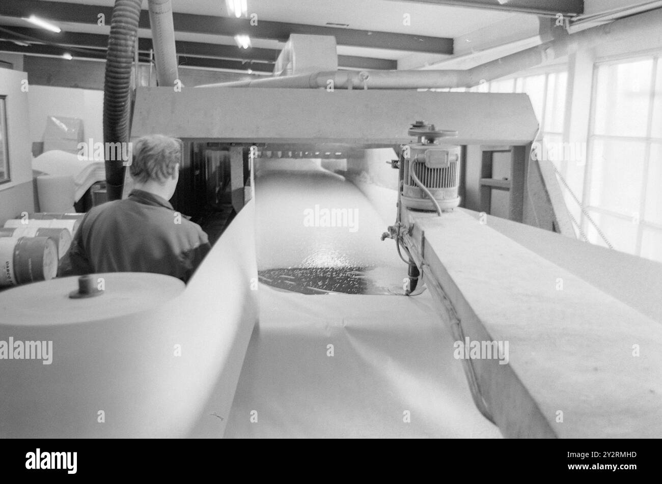 Effettivo 52-3-1971: Clima duro per mobili. L'industria norvegese dei mobili è entrata in un clima più duro. Le importazioni di mobili aumentano di anno in anno. La concorrenza per i clienti si è intensificata. Ci sono persino fabbriche che trovano più redditizio importare le merci dall'estero che produrle loro stesse. Foto: Sverre A. Børretzen/Aktuell/NTB ***FOTO NON ELABORATA*** il testo dell'immagine è tradotto automaticamente Foto Stock