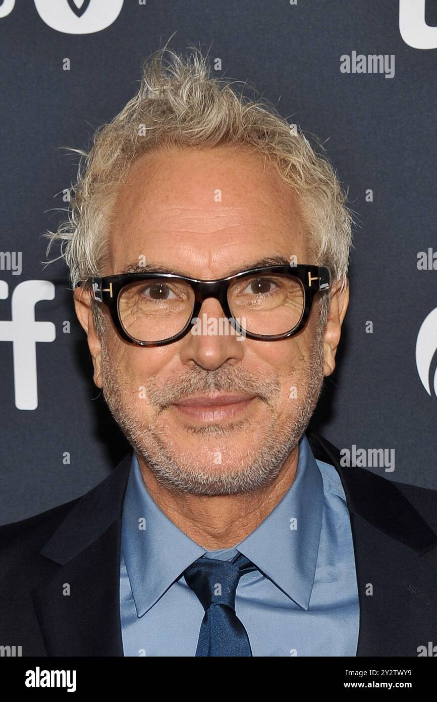9 settembre 2023 - Toronto, Ontario Canada - Alfonso CuarÃ³n. Â€œDISCLAIMERâ€ Premiere durante il Toronto International Film Festival 2024 al Royal Alexandra Theatre. (Immagine di credito: © Brent Perniac/AdMedia tramite ZUMA Press Wire) SOLO PER USO EDITORIALE! Non per USO commerciale! Foto Stock