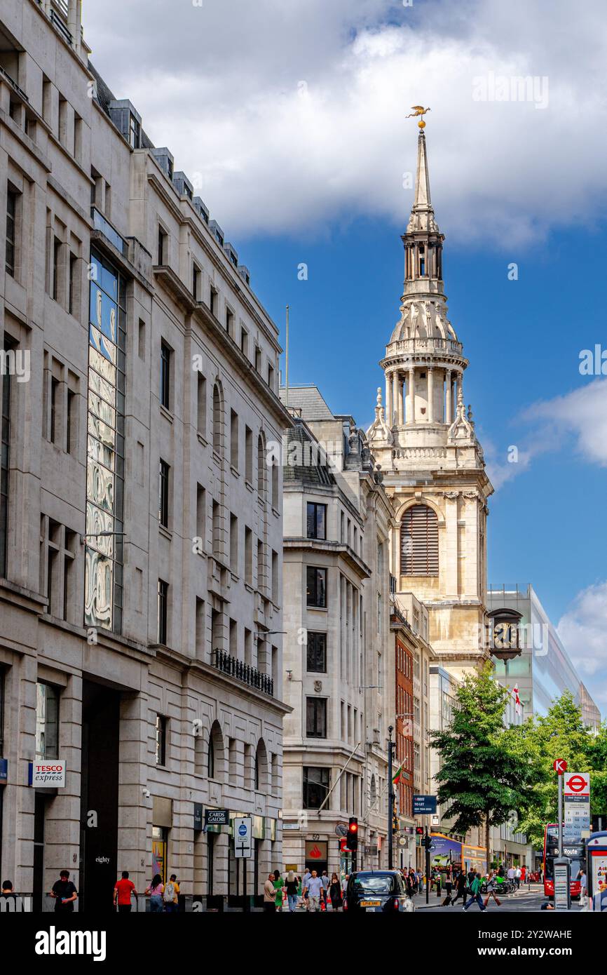 Chiesa di St Mary-le-Bow una chiesa della Chiesa d'Inghilterra nella City di Londra, Inghilterra, Cheapside, City of London, Londra, Regno Unito Foto Stock