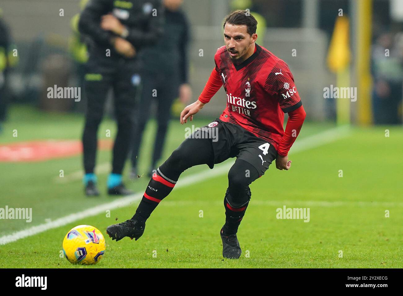 Milano, Italia. 30 dicembre 2023. Foto Spada/LaPresse 30 dicembre 2023 - Milano, Italia - sport, calcio - AC Milan vs Sassuolo - Campionato italiano di calcio serie A TIM 2023/2024 - Stadio San Siro. Nella foto: Ismael Bennacer (AC Milan);30 dicembre 2023 Milano, Italia - sport, calcio - AC Milan vs Sassuolo - Campionato Italiano di calcio di serie A 2023/2024 - Stadio San Siro. Nella foto: Z4z credito: LaPresse/Alamy Live News Foto Stock