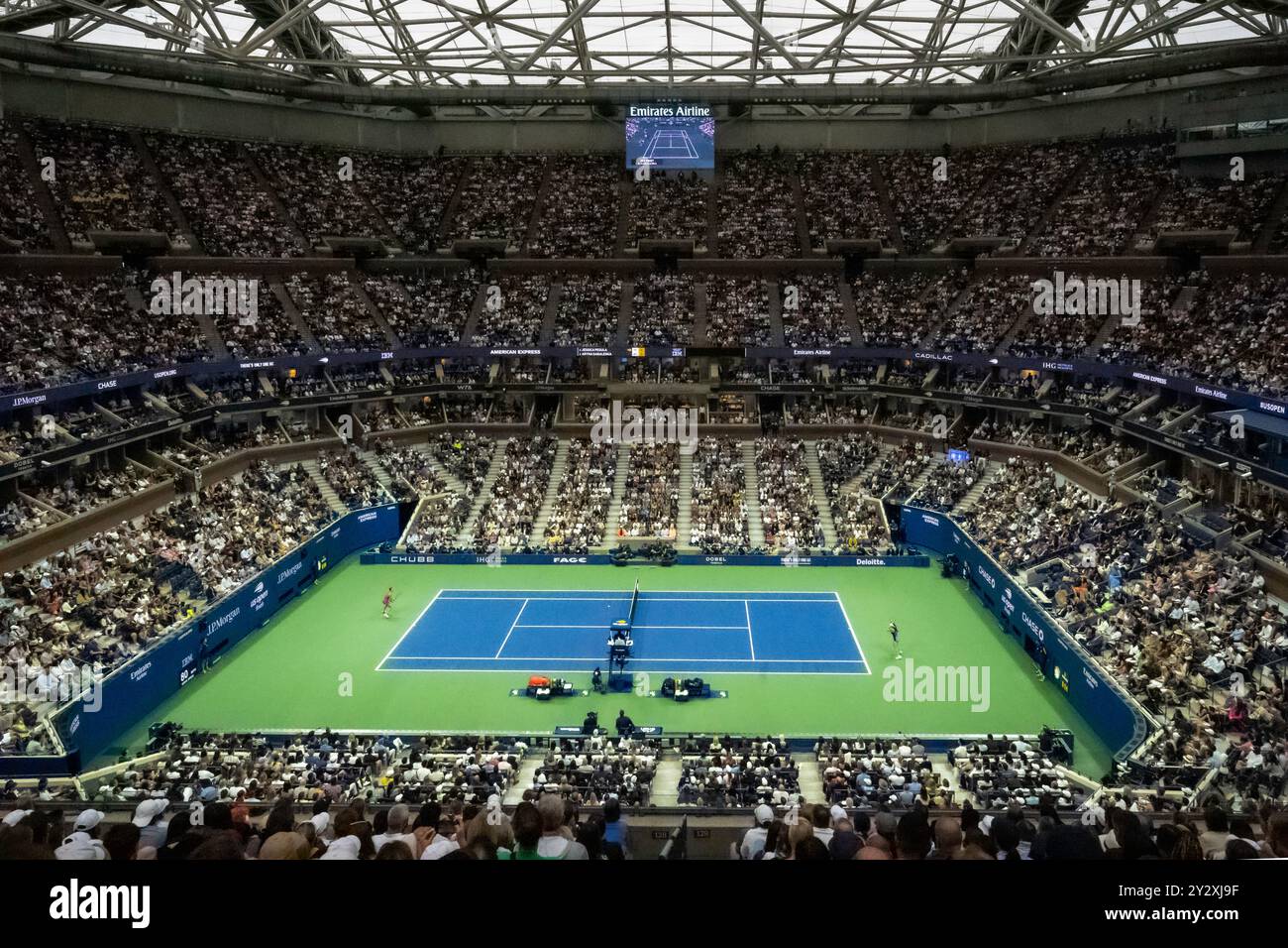 Arthur Ashe Stadium durante le finali femminili agli US Open di tennis 2024. Foto Stock