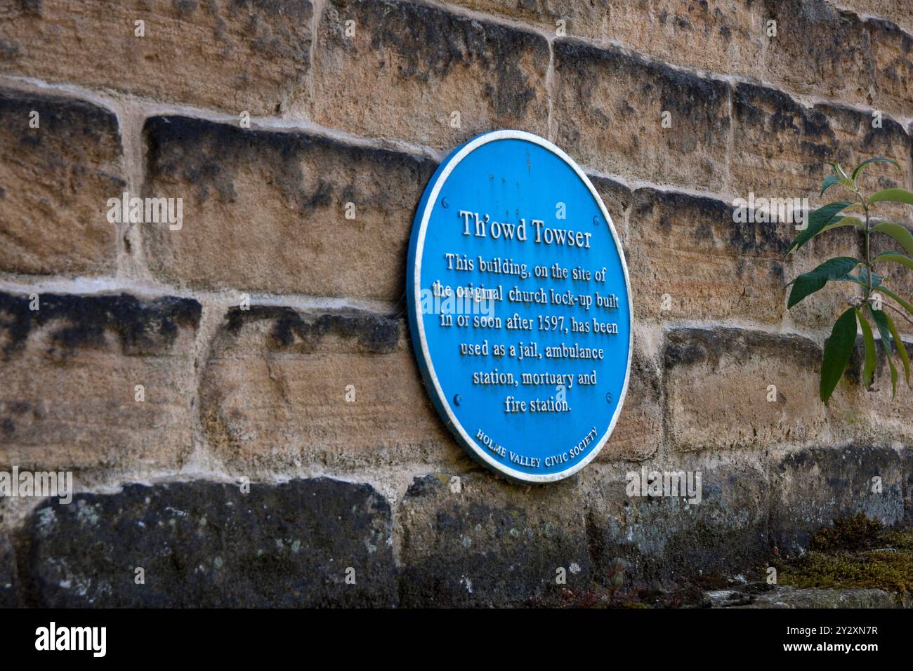 Insegna turistica Th'owd Towser, Holmfirth, Yorkshire, Inghilterra Foto Stock