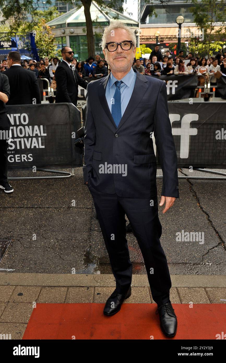 9 settembre 2024 - Toronto, Ontario Canada - Alfonso CuarÃ³n. Â€œDISCLAIMERâ€ Premiere durante il Toronto International Film Festival 2024 al Royal Alexandra Theatre. (Immagine di credito: © Brent Perniac/AdMedia tramite ZUMA Press Wire) SOLO PER USO EDITORIALE! Non per USO commerciale! Foto Stock