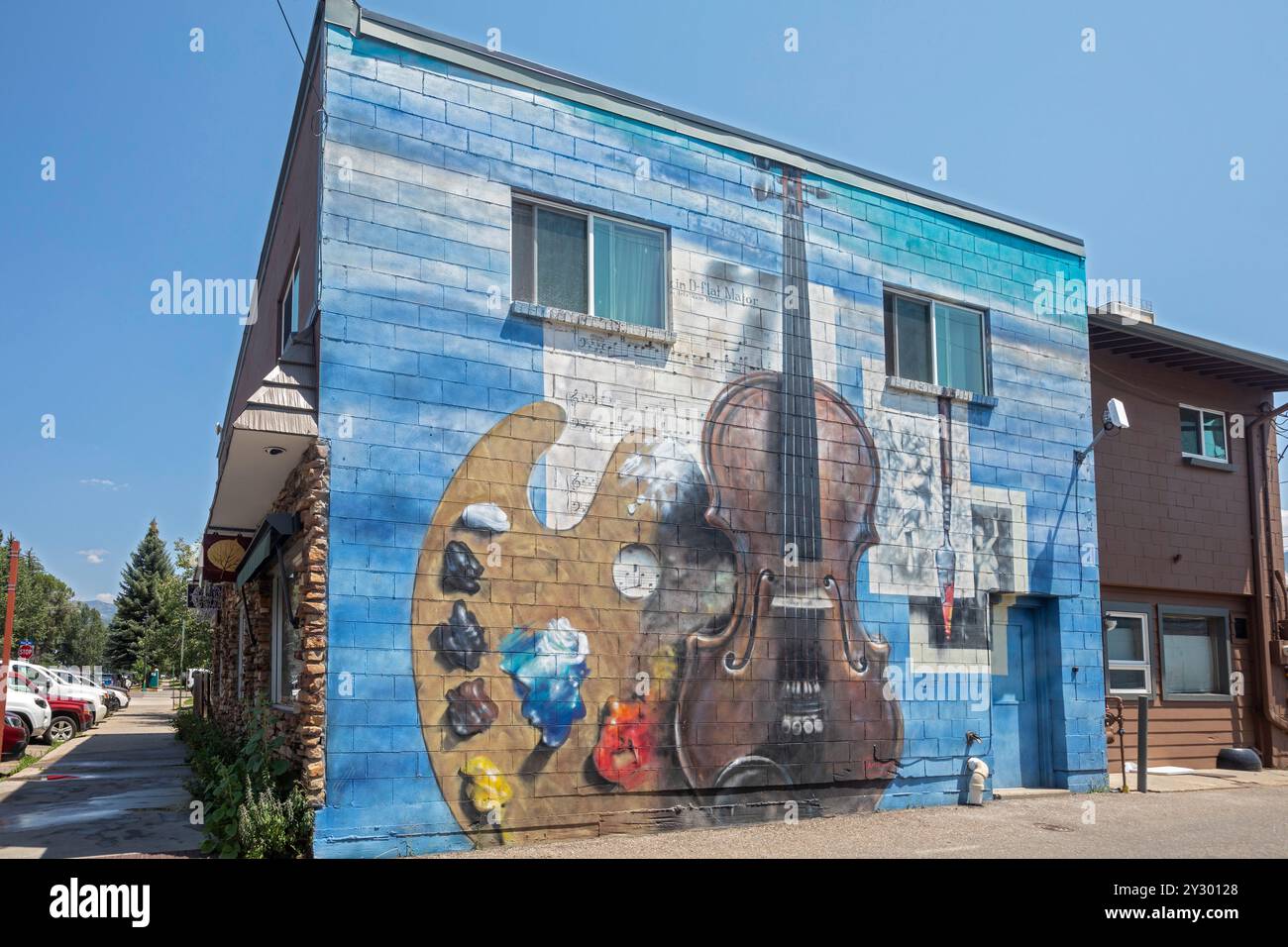 Steamboat Springs, Colorado - Un murale su un negozio. Foto Stock