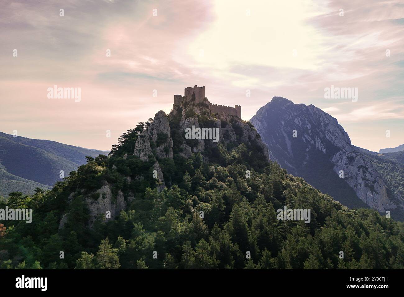 Castello cataro di Puilaurens a Occitanie in Francia in estate Foto Stock