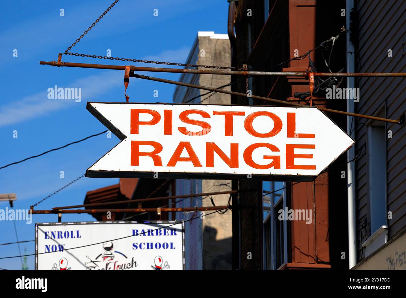 Segnaletica per Pistol Range, poligono di tiro, a Philadelphia, Pennsylvania. Foto Stock