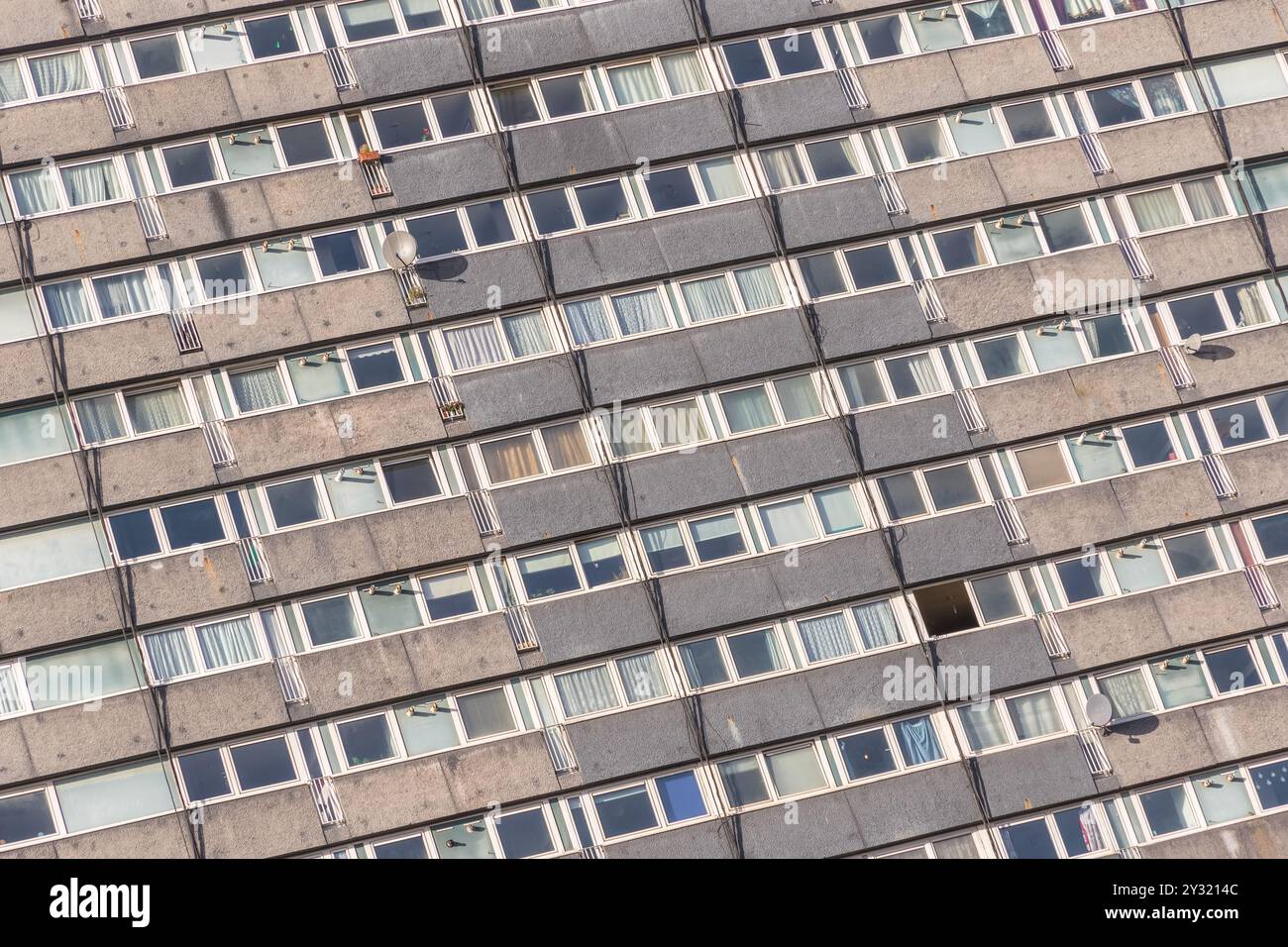 Facciata di un palazzo di rappresentanza, Lulworth House sulla Agar Grove Estate a Camden, North West London Foto Stock