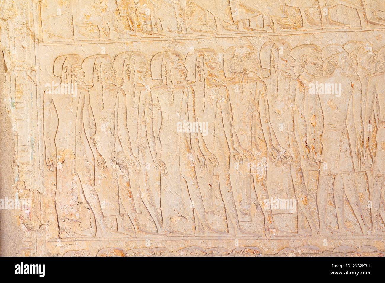 Egitto, Saqqara, tomba di Horemheb, stanza interna, muro orientale lato sud, prigionieri stranieri (libici, levantini). Foto Stock