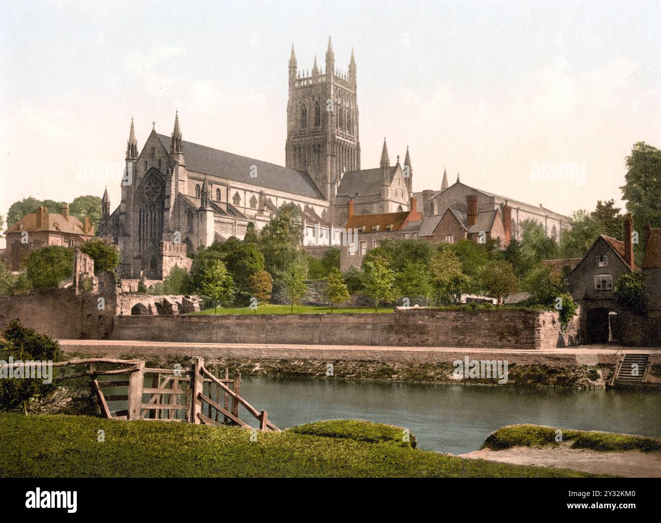 Kathedrale, SW, Worcester, Inghilterra / Cathedral, S. W., England, Historisch, digital restaurierte Reproduktion von einer Vorlage aus dem 19. Jahrhunder Foto Stock