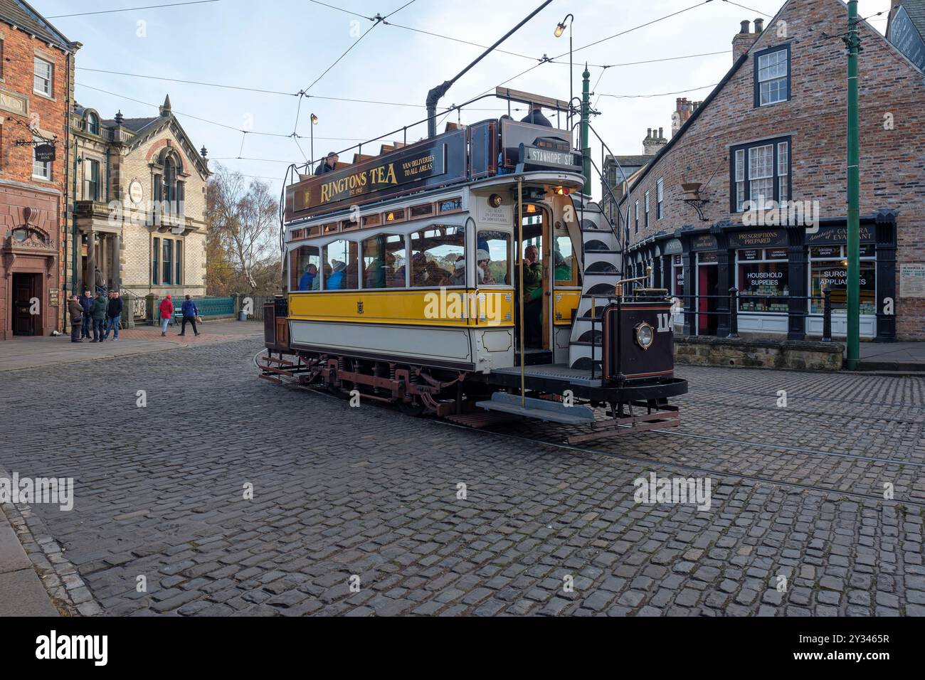 Un tram scoperto presso il museo all'aperto di Beamish, County Durham, Inghilterra, Regno Unito. Foto Stock