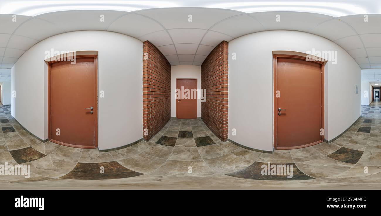 hdri 360 panorama in camera interna in appartamenti moderni, ufficio con corridoio vuoto bianco per ufficio in camera in pieno senza cuciture equirettangolare sferico Foto Stock